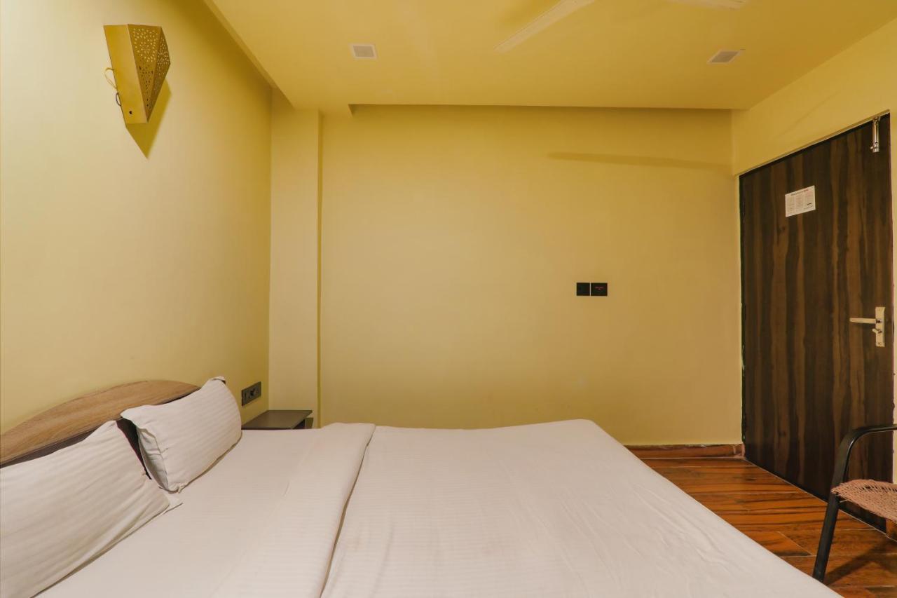 FabHotel Lemon Glow Varanasi Esterno foto
